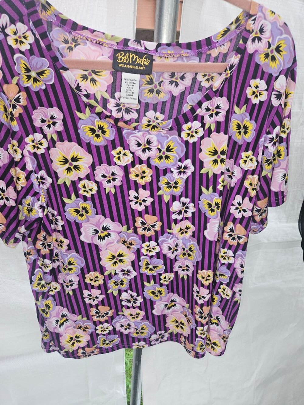 Bob Mackie Wearable Art Floral Top Size XL
